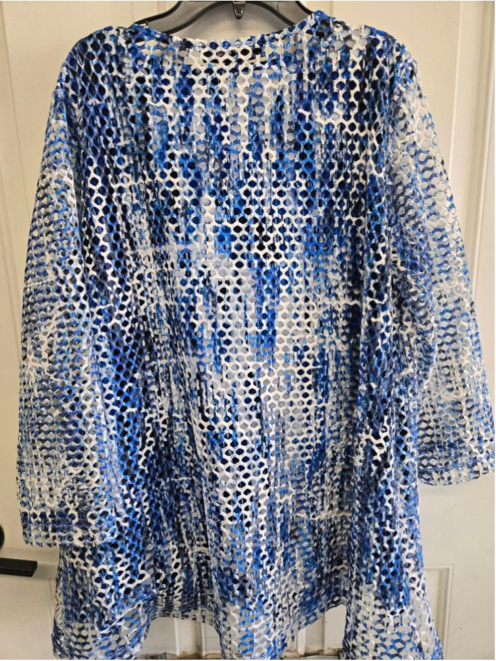 Ali Miles Women's Blue White Abstract Mesh Tunic Top Size Large Sheer Layered - Picture 5 of 5
